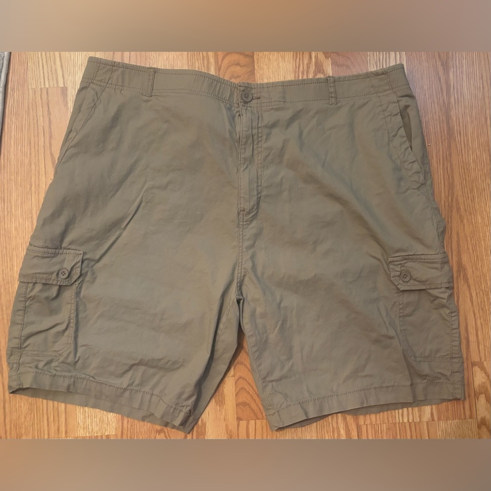 Architect Men's Khaki Cargo Shorts size 46